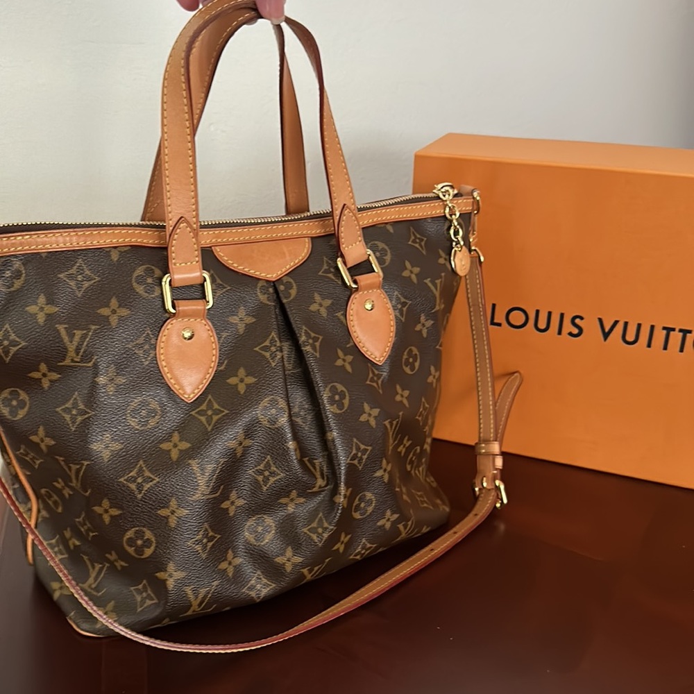 ✨100% Authentic Gorgeous, Louis Vuitton Palermo PM Crossbody Bag✨